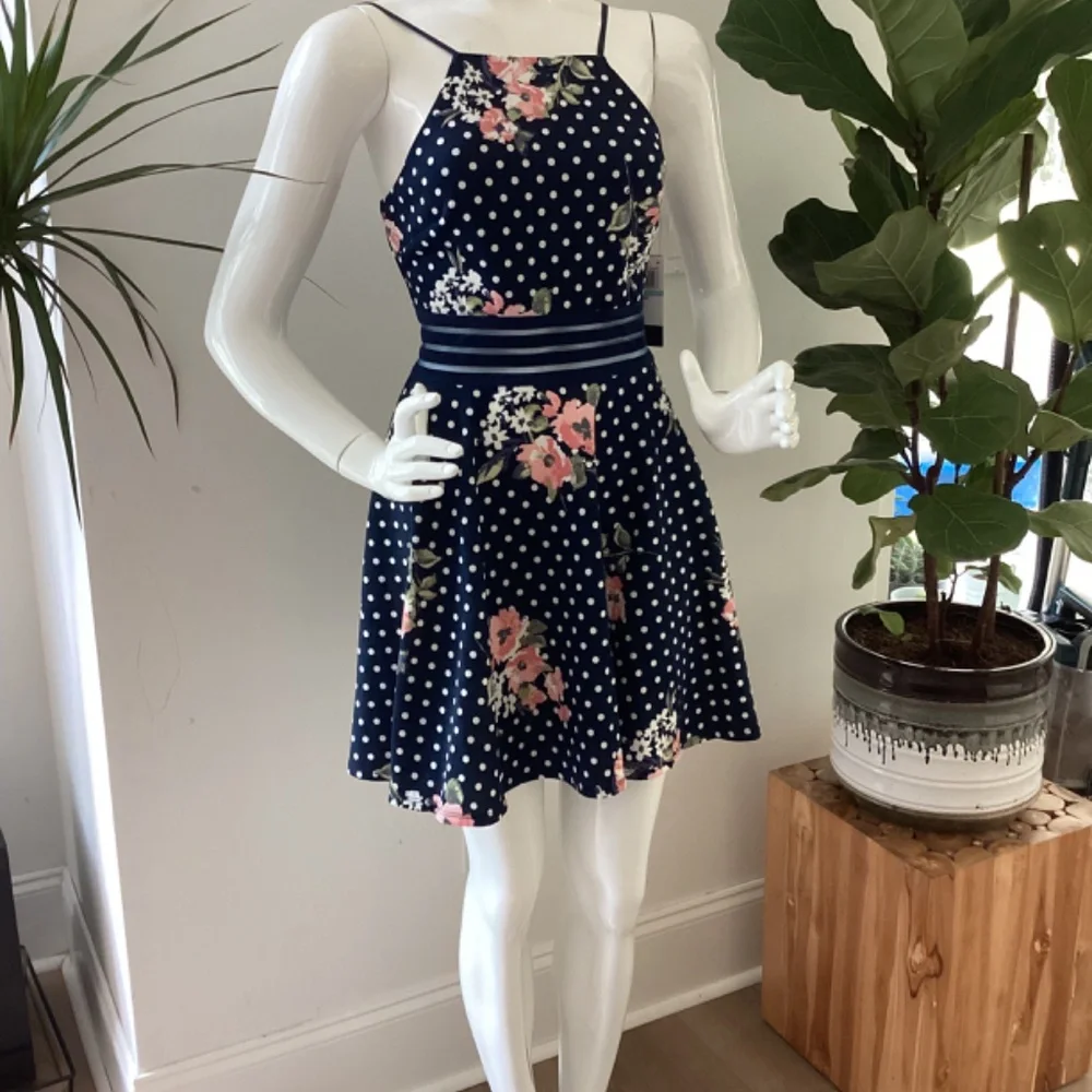 NWT CITY STUDIO FLORAL BLUE SPAGHETTI STRAPS SWING DRESS sz 5